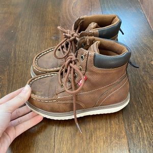 Levi’s Toddler Boy Boots Sneakers Brown Size 11